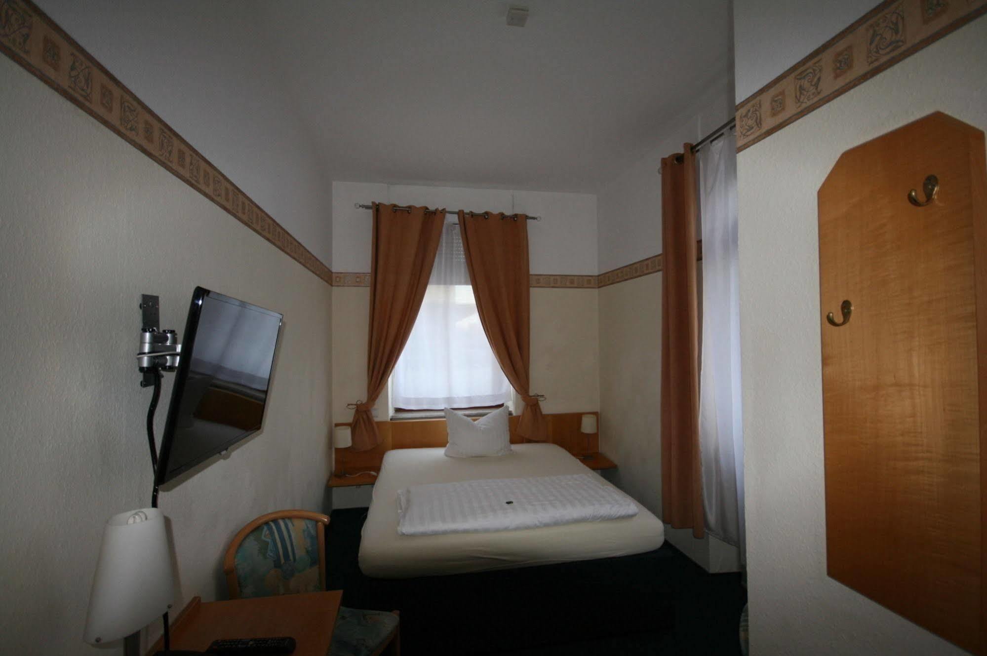 Classic Inn Heidelberg Bagian luar foto