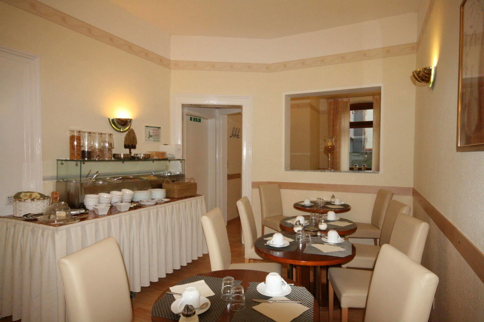 Classic Inn Heidelberg Bagian luar foto