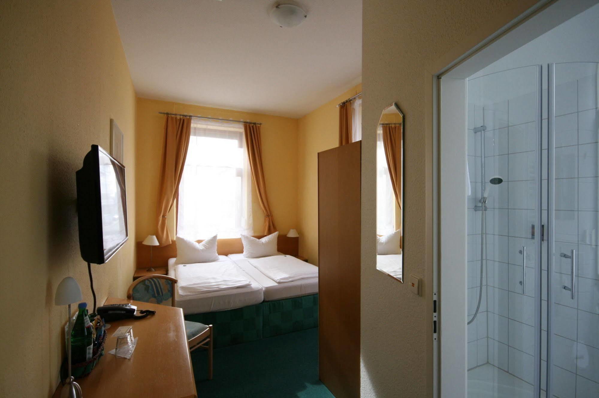 Classic Inn Heidelberg Bagian luar foto